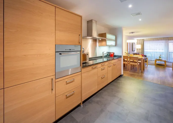 아파트 Peak 2 - In The Heart Of