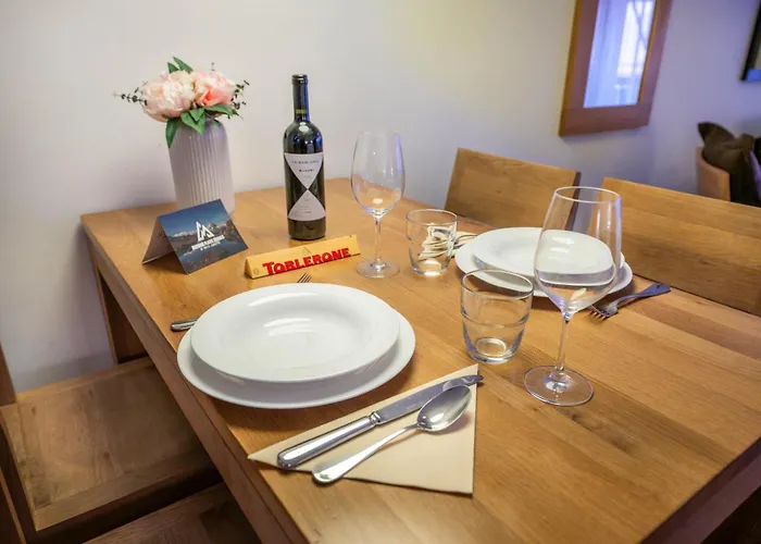 Peak 2 - In The Heart Of 公寓